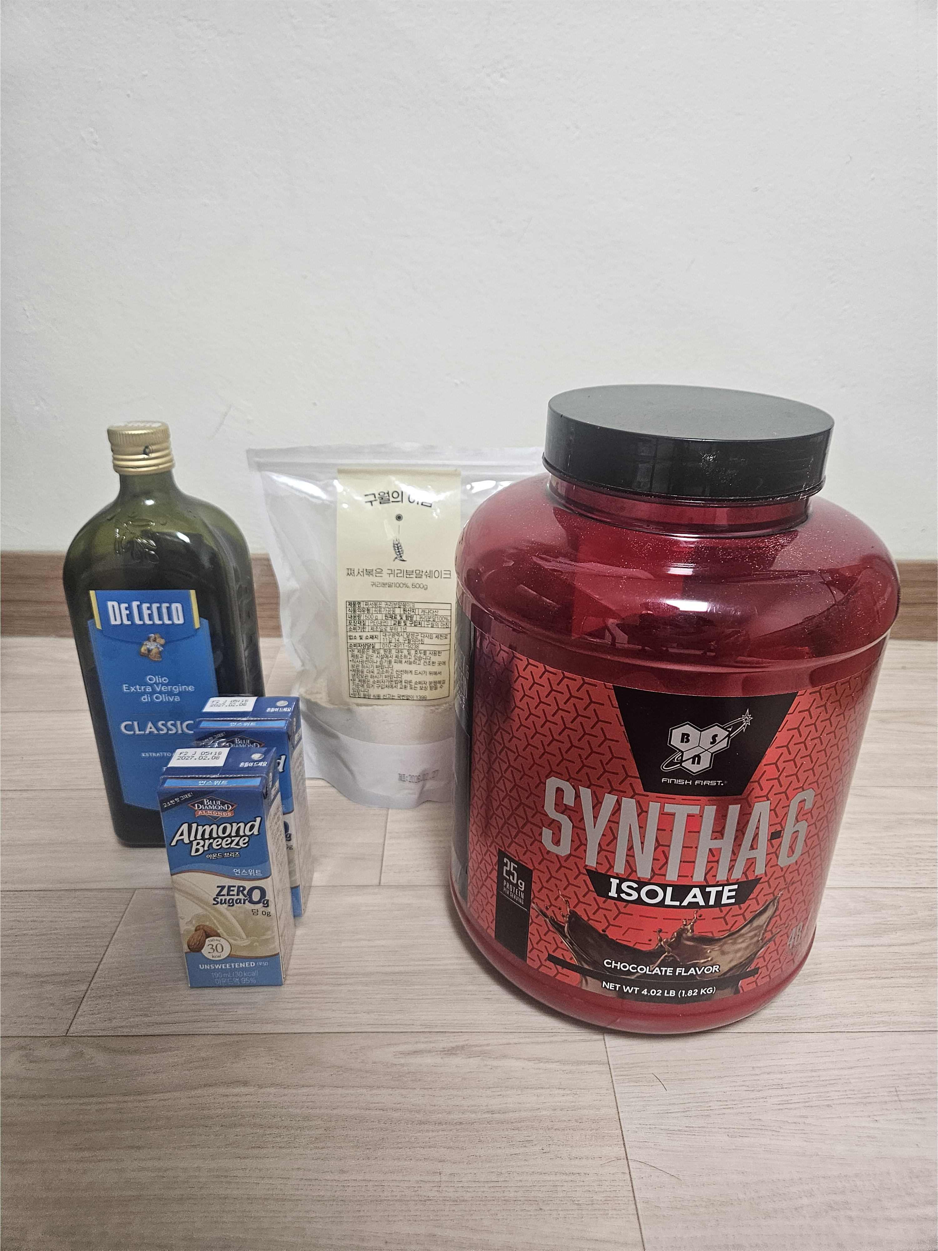 신타6 WPI 보충제, 아몬드유 언스위트, 데체코 엑스트라버진 올리브 오일, 구월의 아침 쪄서볶은 귀리분말쉐이크